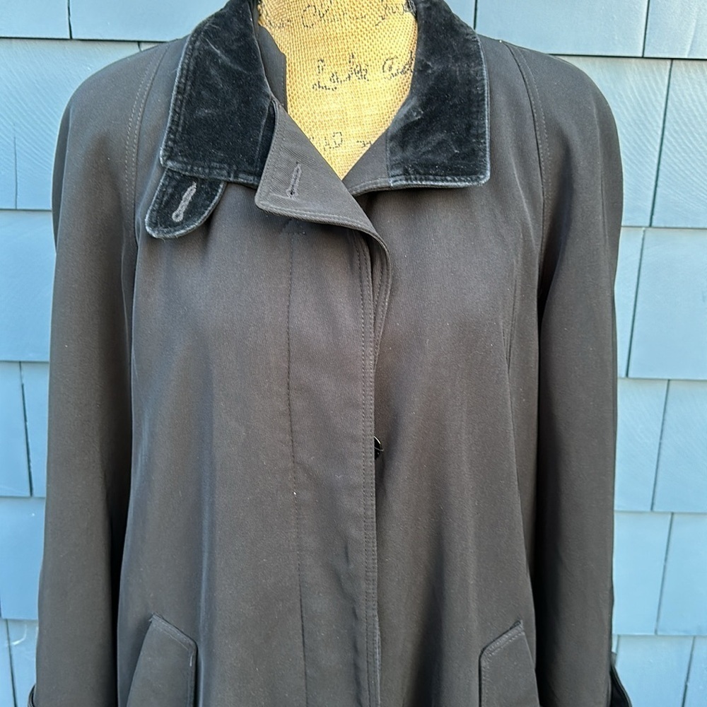 🖤🖤🖤Black trench coat lines hidden button 10 medium velvet collar - Picture 2 of 10